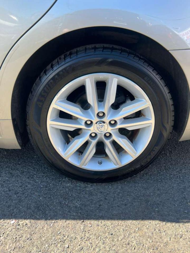 Toyota Avalon XLE 2015