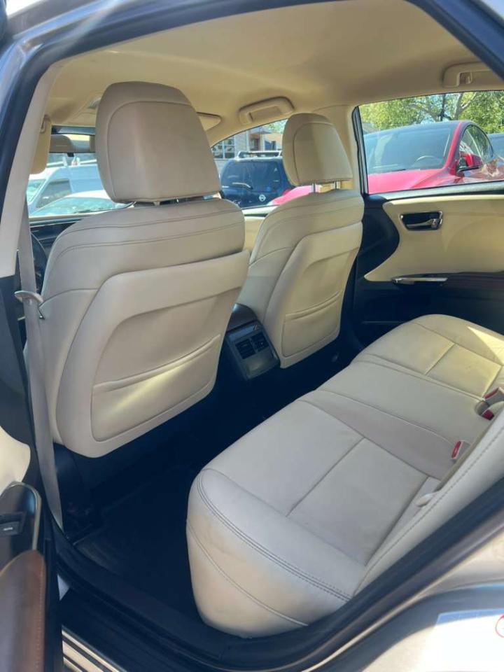Toyota Avalon XLE 2015
