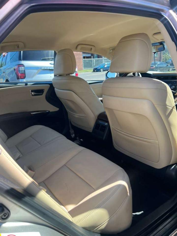 Toyota Avalon XLE 2015