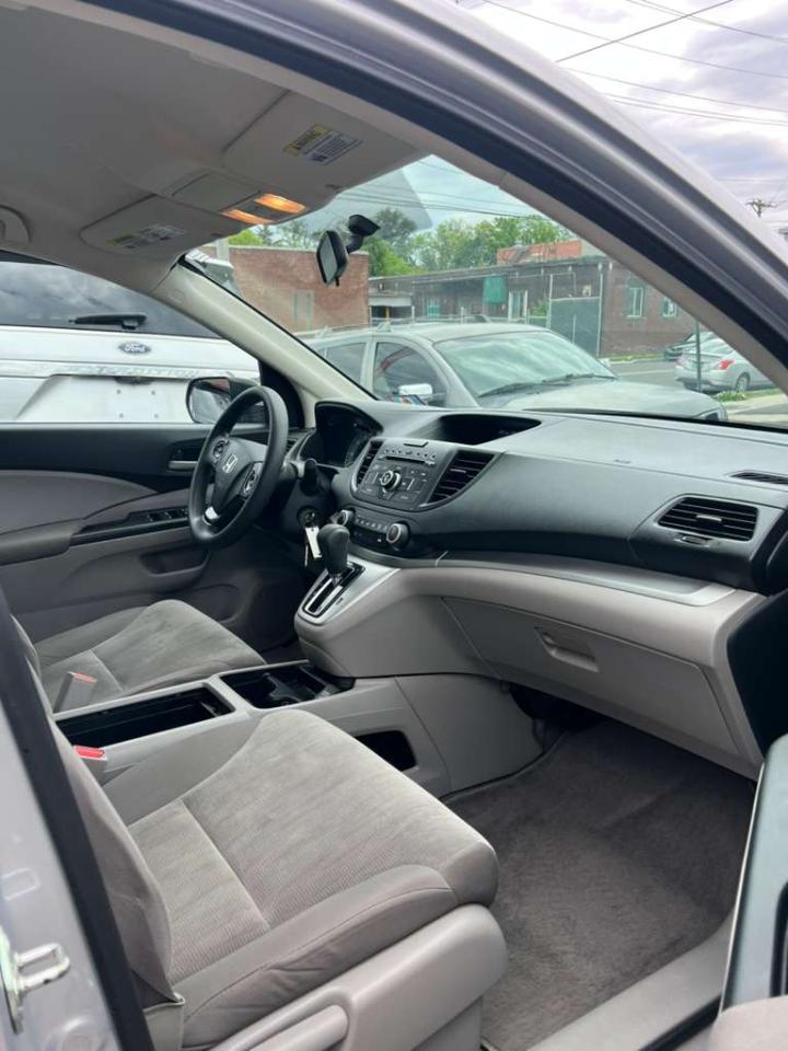 Honda CR-V LX 4WD 5-Speed AT 2014