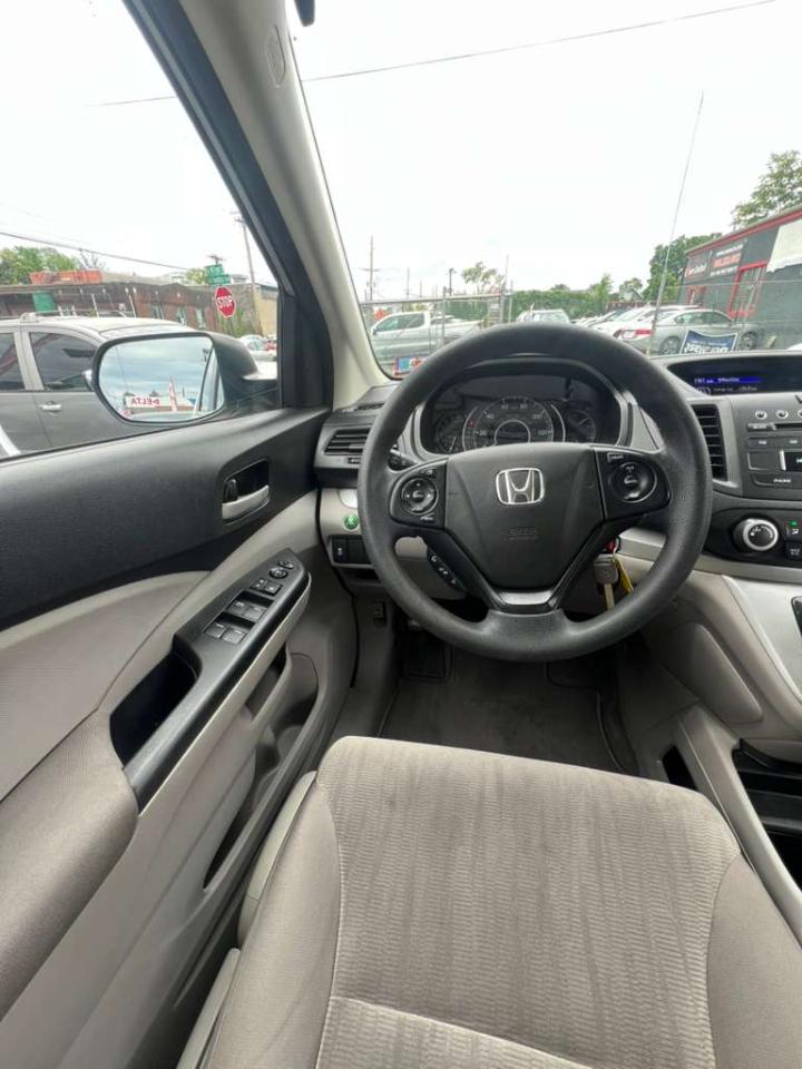 Honda CR-V LX 4WD 5-Speed AT 2014