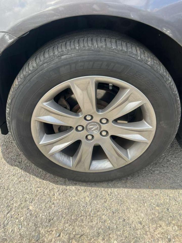 Acura MDX 6-Spd AT w/Advance Package 2011