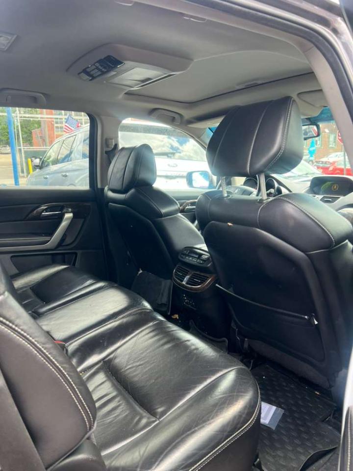 Acura MDX 6-Spd AT w/Advance Package 2011
