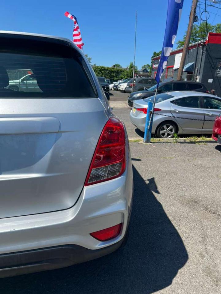 Chevrolet Trax LS FWD 2018