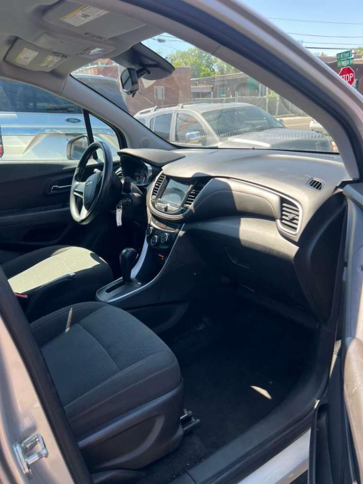 Chevrolet Trax LS FWD 2018