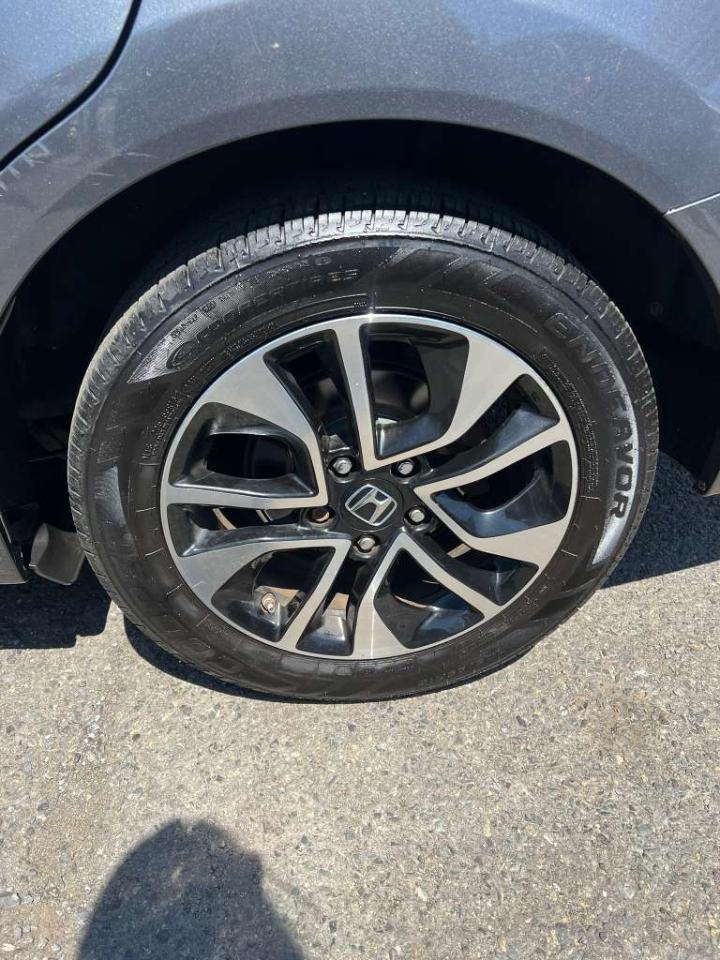 Honda Civic EX-L Sedan 5-Speed AT 2013