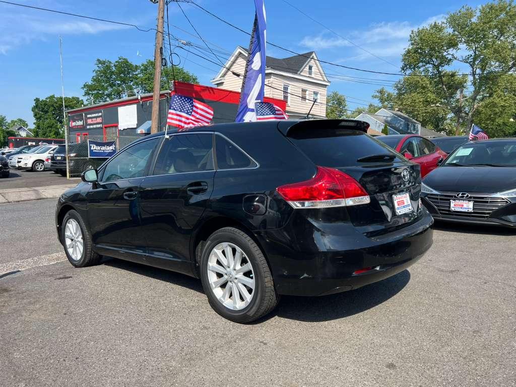 Toyota Venza 4D SUV AWD 2010