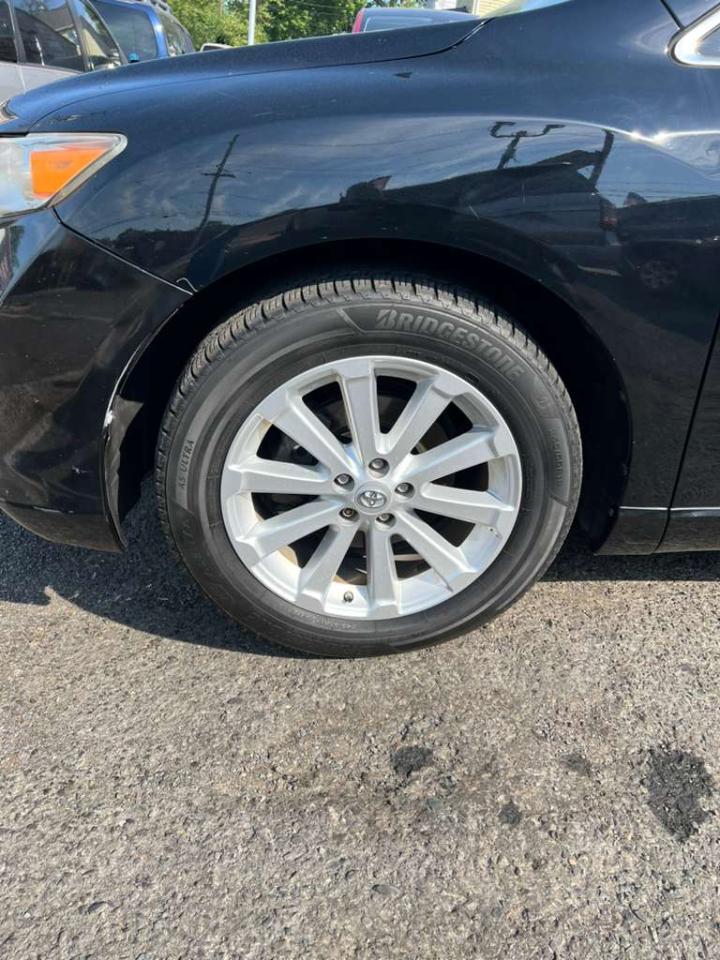 Toyota Venza 4D SUV AWD 2010