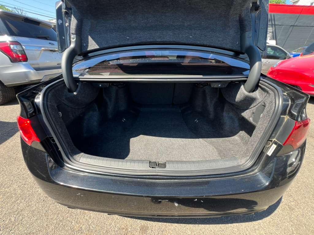 Acura TSX 5-speed AT 2012