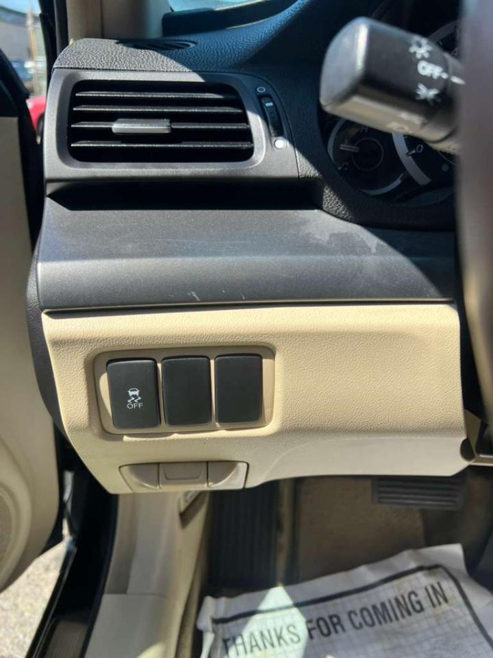 Acura TSX 5-speed AT 2012