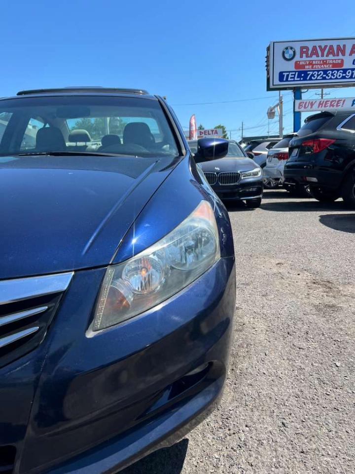 Honda Accord EX-L V-6 Sedan AT 2011