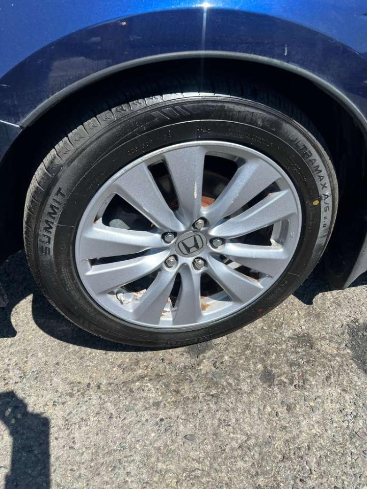 Honda Accord EX-L V-6 Sedan AT 2011