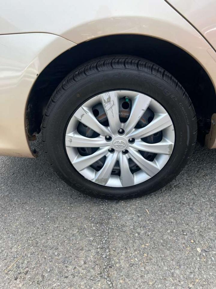 Toyota Corolla LE 2012