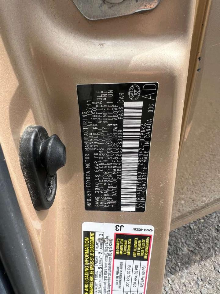 Toyota Corolla LE 2012