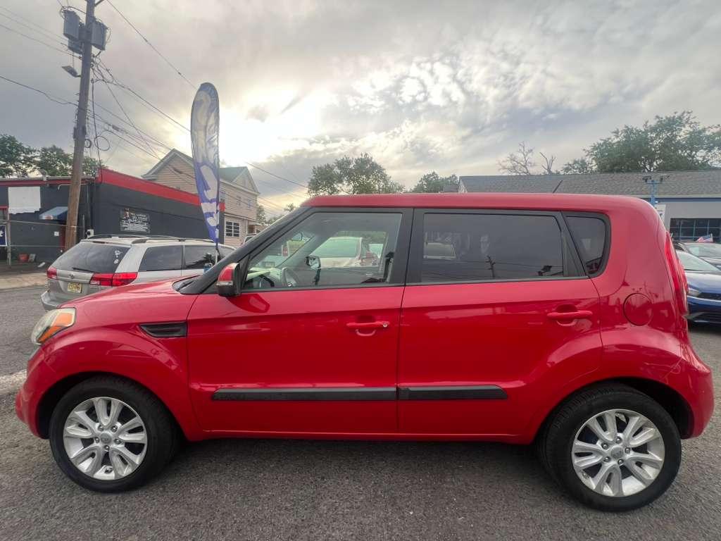Kia Soul + 2012