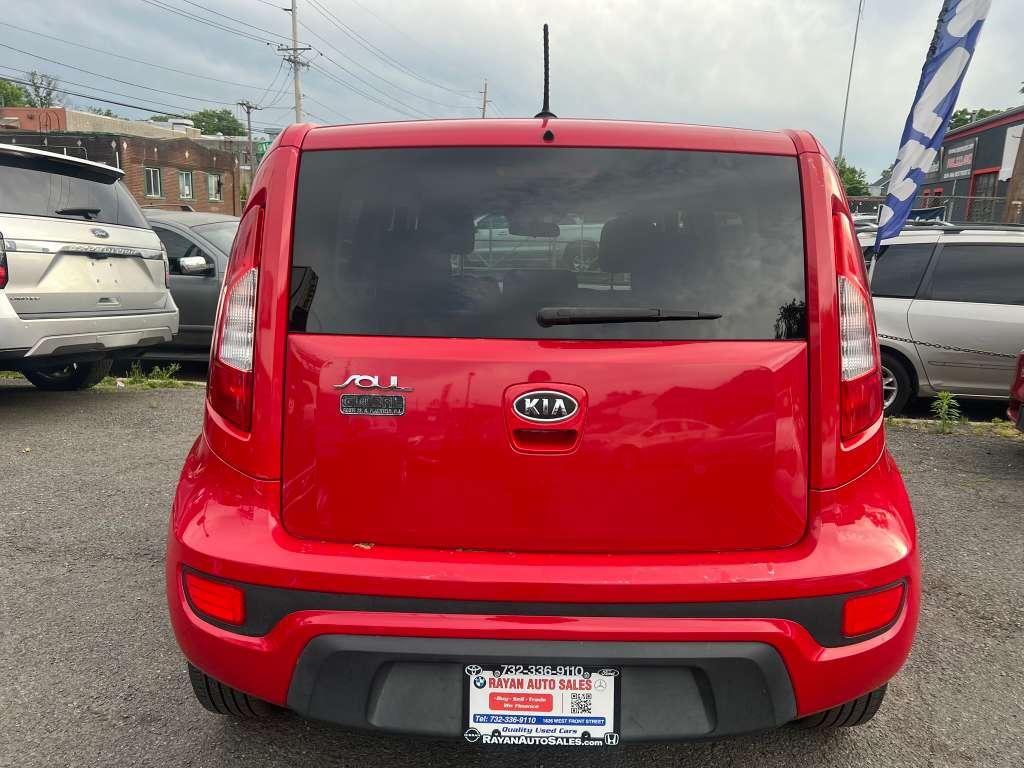Kia Soul + 2012