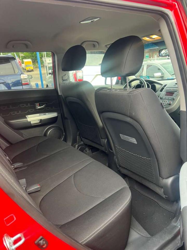 Kia Soul + 2012