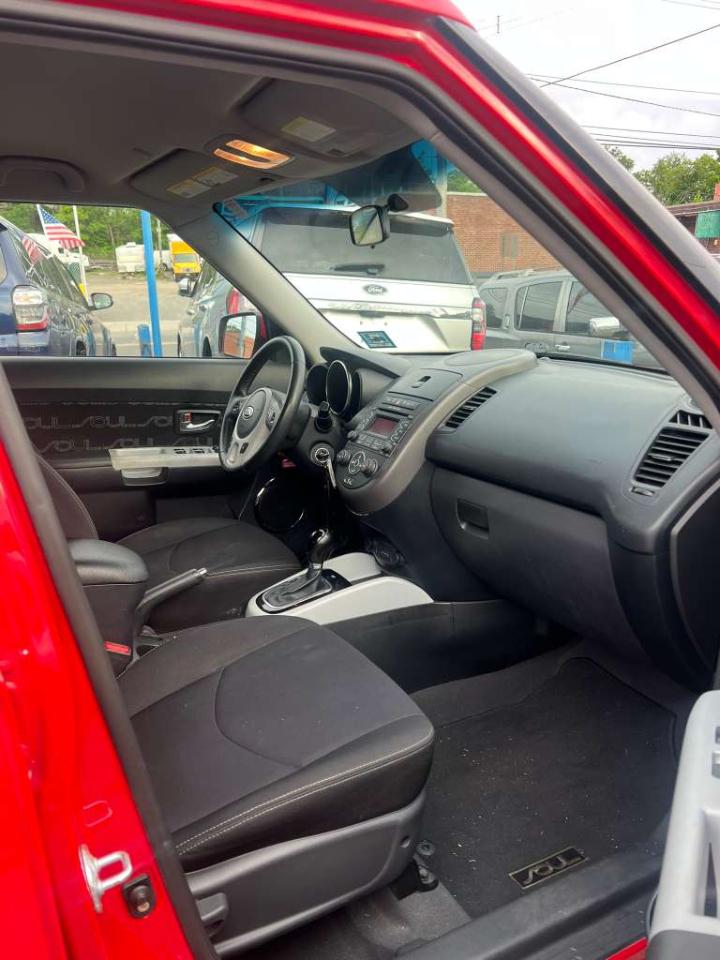Kia Soul + 2012