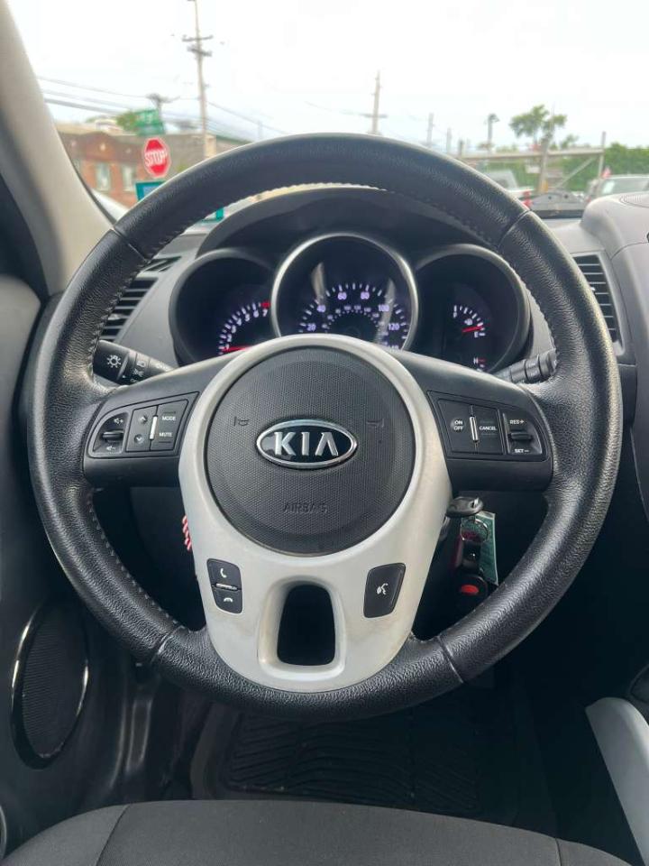Kia Soul + 2012