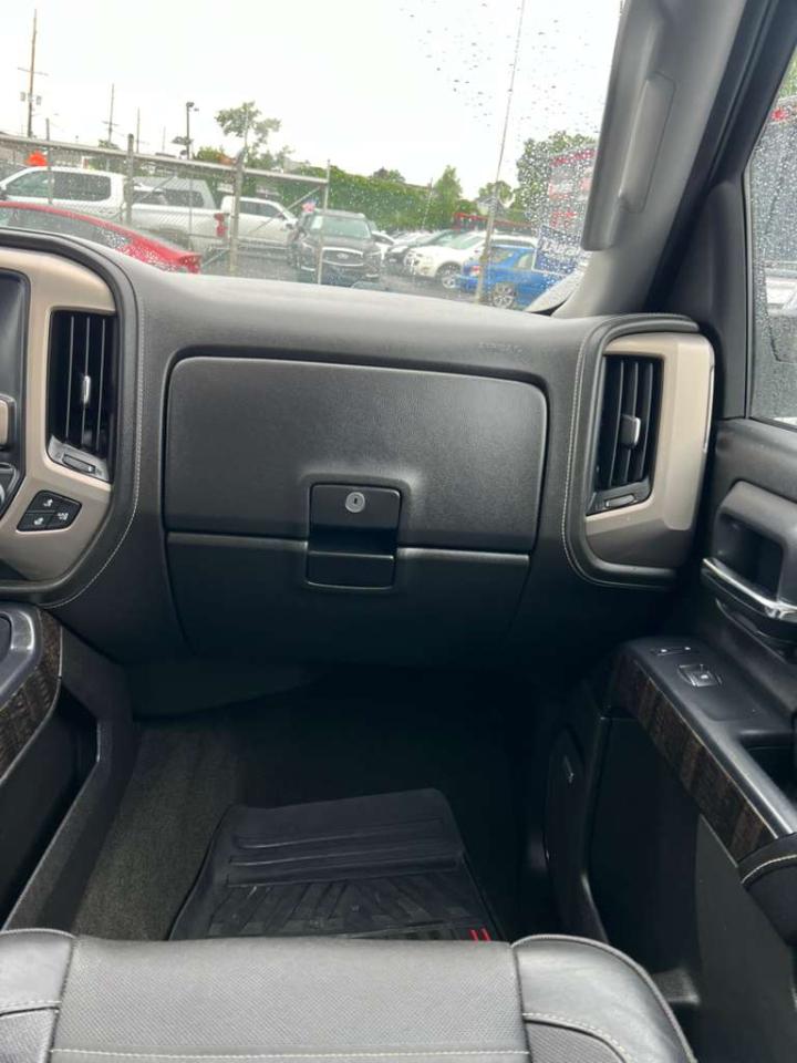 GMC Sierra 1500 Denali Crew Cab 2015