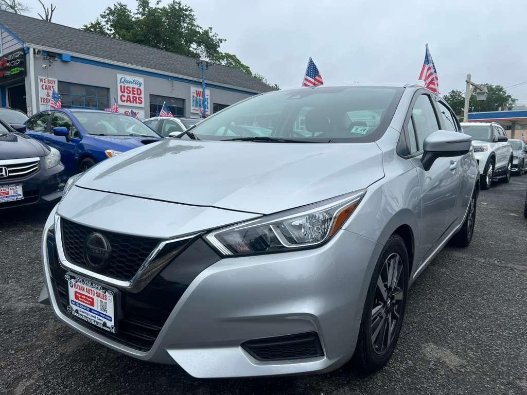 Nissan Versa SV 2021
