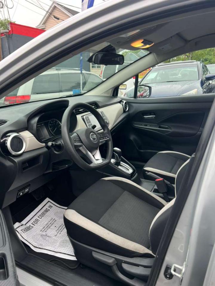 Nissan Versa SV 2021
