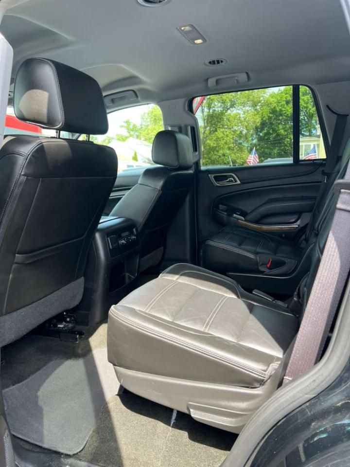 GMC Yukon Denali 4WD 2017