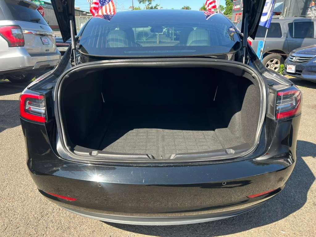 Tesla Model 3 Long Range RWD 2019