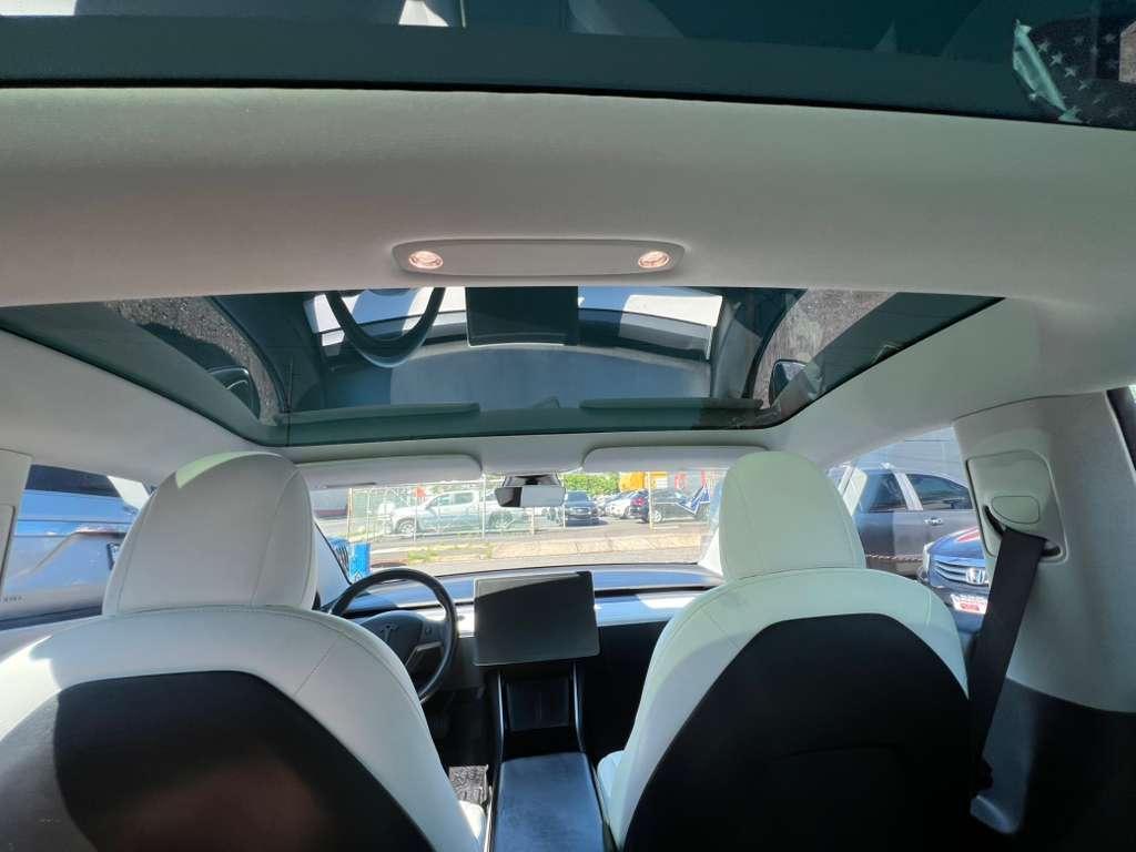 Tesla Model 3 Long Range RWD 2019