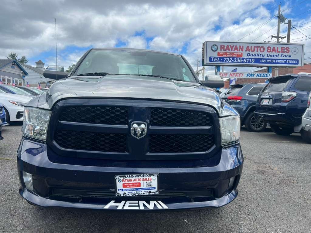 RAM 1500 Express 4x4 Quad Cab 6'4" Box 2013