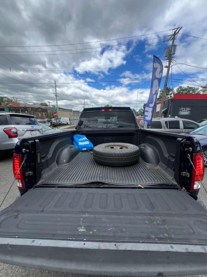 RAM 1500 Express 4x4 Quad Cab 6'4" Box 2013