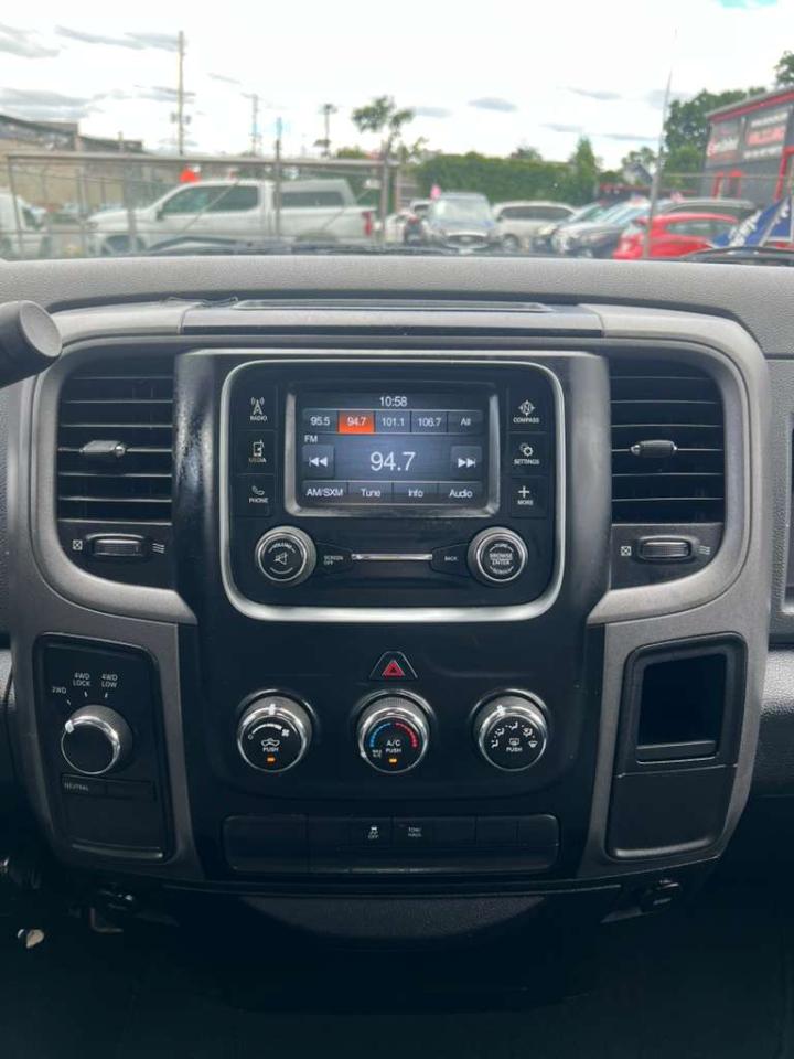 RAM 1500 Express 4x4 Quad Cab 6'4" Box 2013