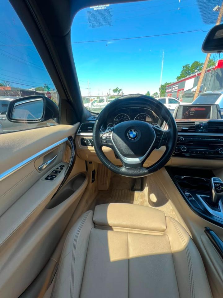 BMW 3-Series 328i xDrive Sedan 2016