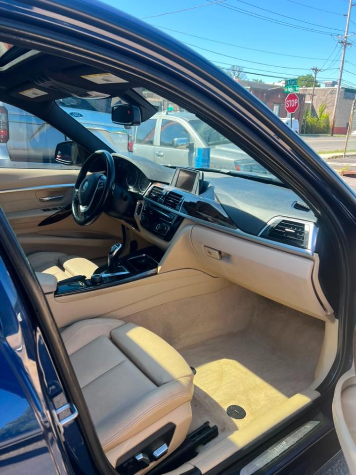 BMW 3-Series 328i xDrive Sedan 2016