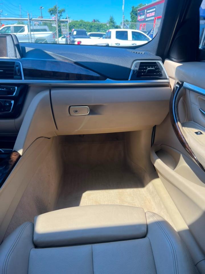 BMW 3-Series 328i xDrive Sedan 2016
