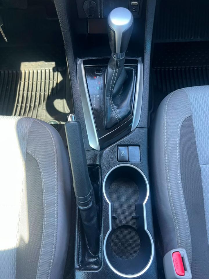 Toyota Corolla LE 2019