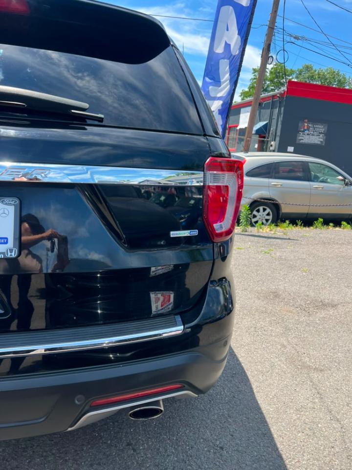 Ford Explorer XLT 4WD 2018