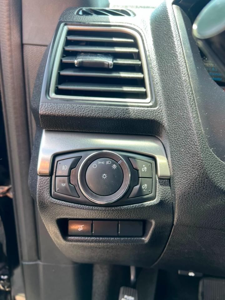 Ford Explorer XLT 4WD 2018