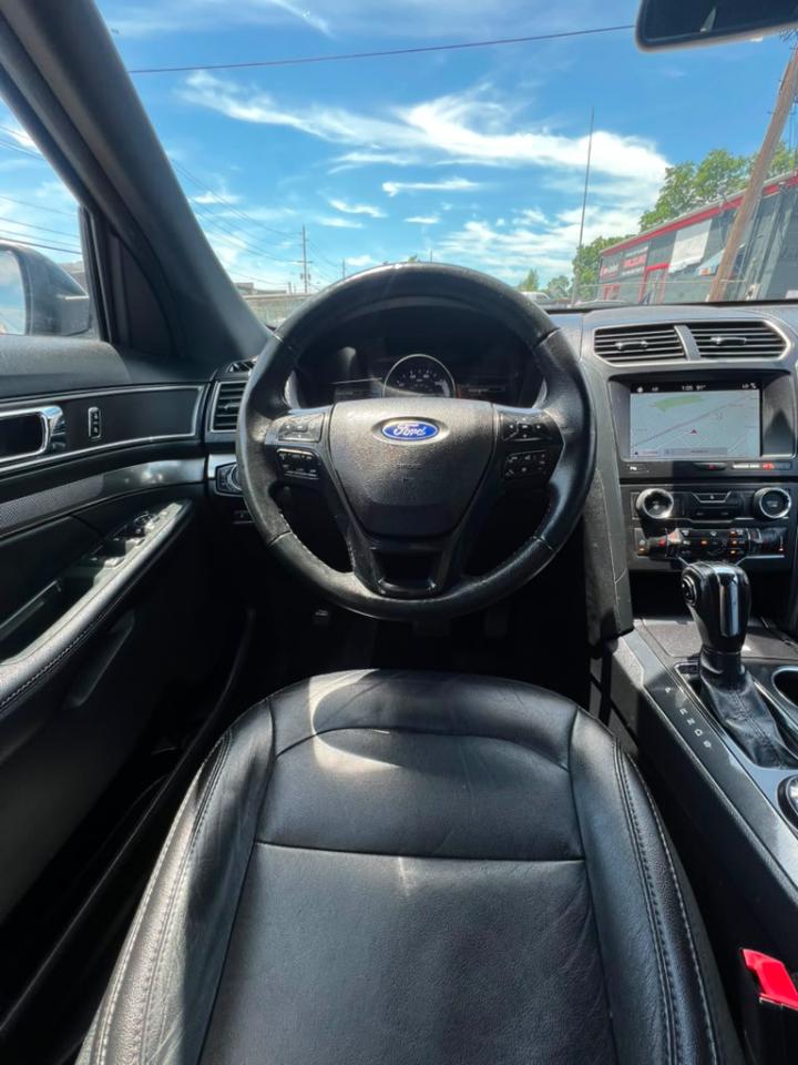 Ford Explorer XLT 4WD 2018