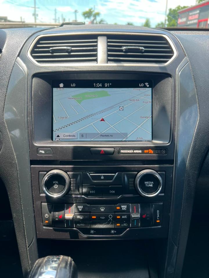 Ford Explorer XLT 4WD 2018