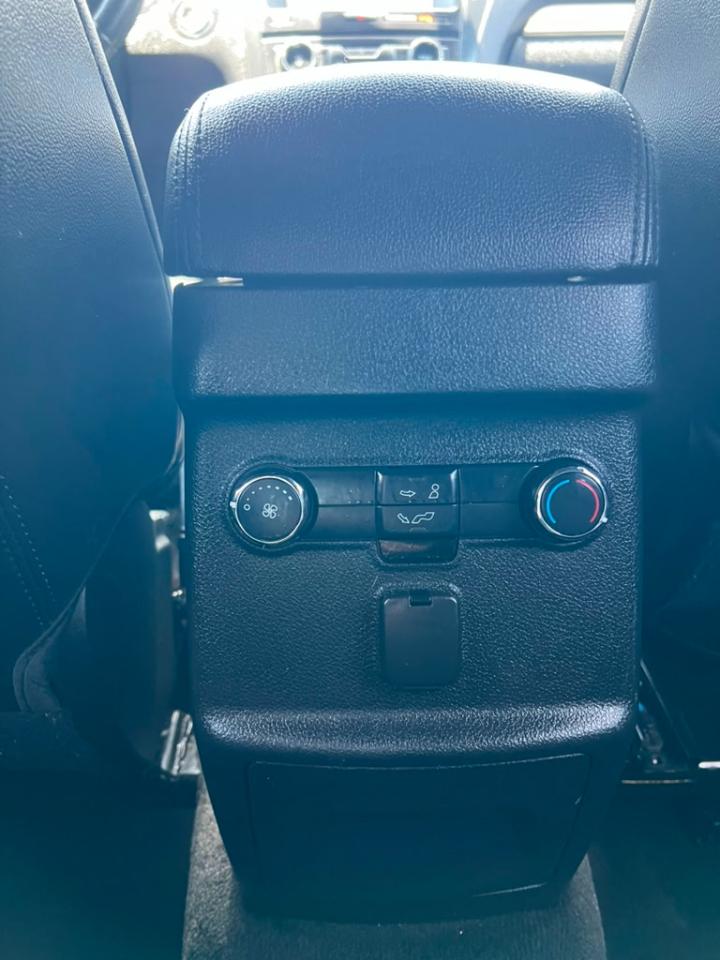 Ford Explorer XLT 4WD 2018