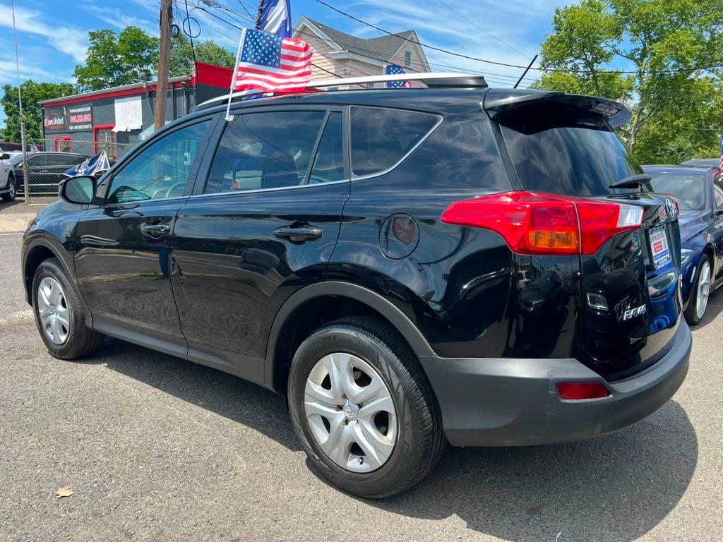Toyota RAV4 LE AWD 2013