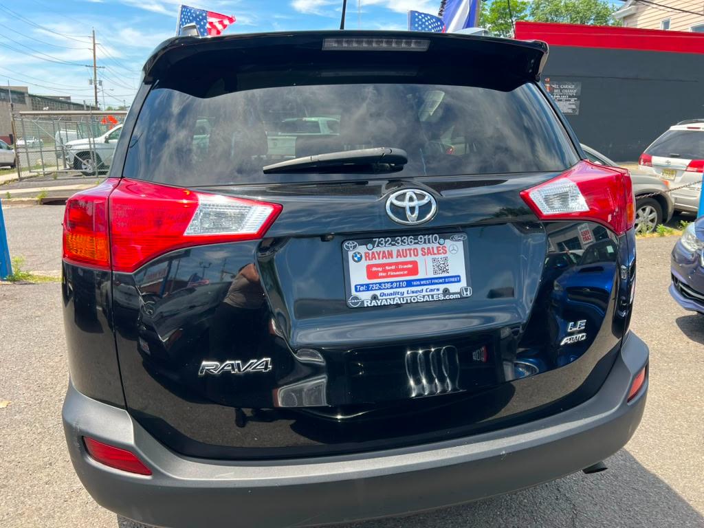 Toyota RAV4 LE AWD 2013