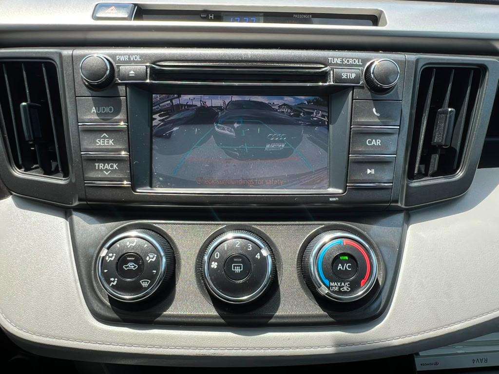 Toyota RAV4 LE AWD 2013