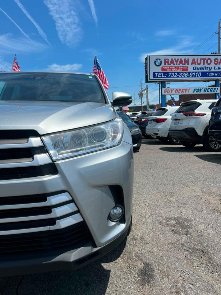 Toyota Highlander XLE AWD V6 2019