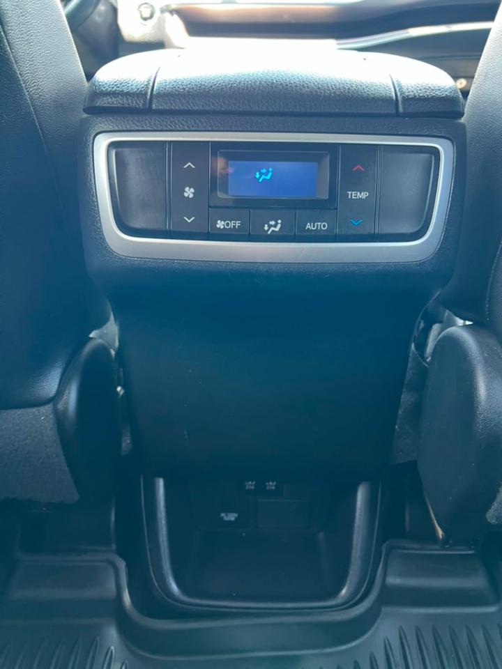 Toyota Highlander XLE AWD V6 2019