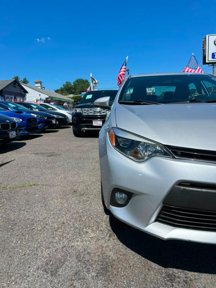 Toyota Corolla LE 2015