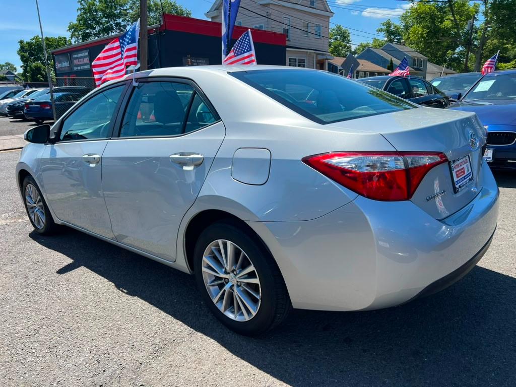 Toyota Corolla LE 2015