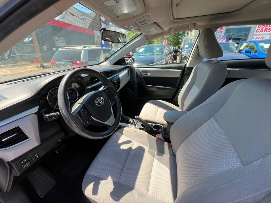 Toyota Corolla LE 2015