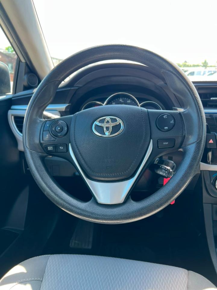Toyota Corolla LE 2015